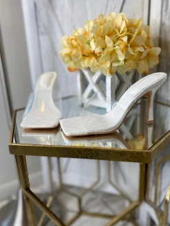 Bona Heels