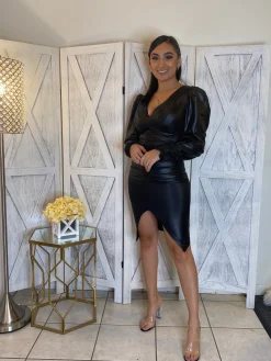 Dress To Impress (Black)